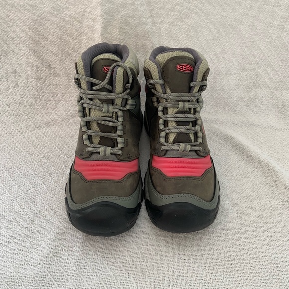 Keen Women’s MidRise Hiking Boot - Picture 2 of 11